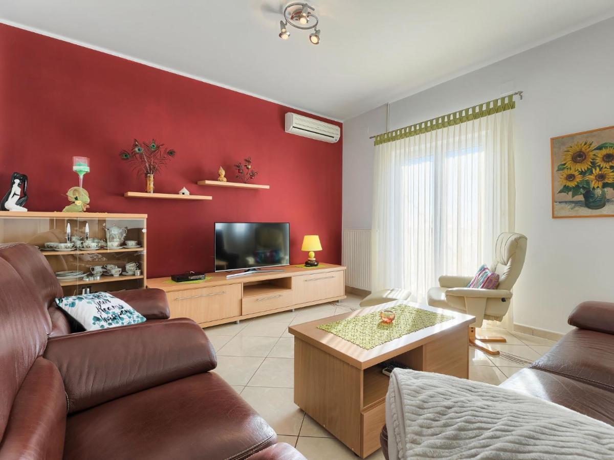 Apartment Laura By Interhome Galižana Buitenkant foto